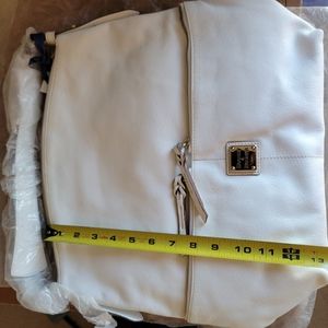 Dooney & Bourke Pocket sac         White - EUC.